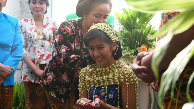 [Bintang] Ardina Rasti