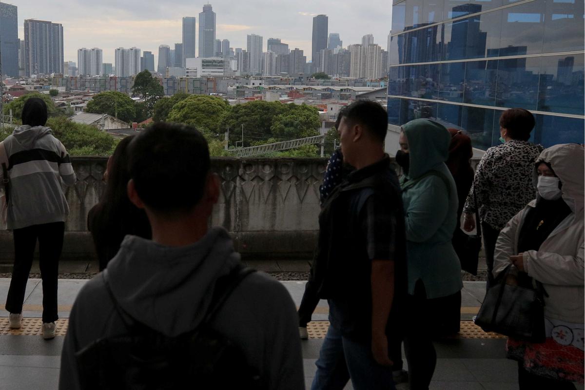 Perjalanan KRL Jabodetabek ditambah mulai 1 Februari 2025