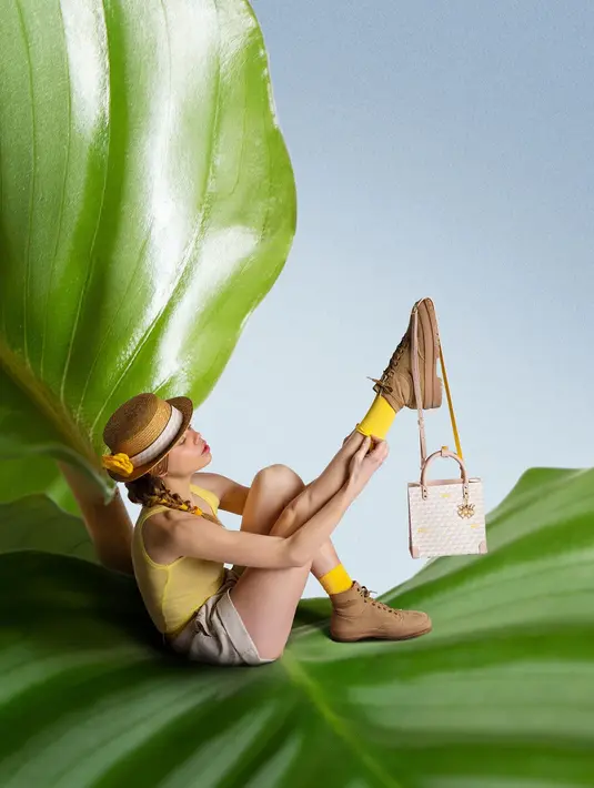 Koleksi ini mewujudkan feminitas yang halus. Menggemakan daya pikat yang menggoda. Foto: Document/Fauré Le Page.