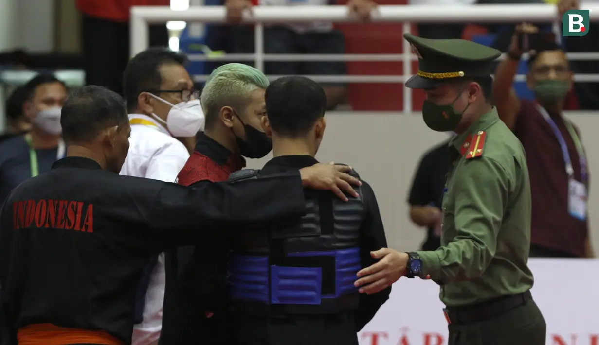 Atas insiden ini, pencak silat Indonesia gagal meraih emas di final SEA Games 2021 saat melawan Malaysia. (Bola.com/Ikhwan Yanuar)