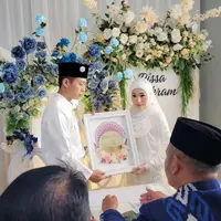 Kabar mengejutkan datang dari Larissa Chou yang menggelar akad nikah dengan Ikram Rosadi pada Minggu (3/9/2023). Resepsi dihelat menyusul akad. (Foto: Dok. Instagram @yoga_mahesaa)