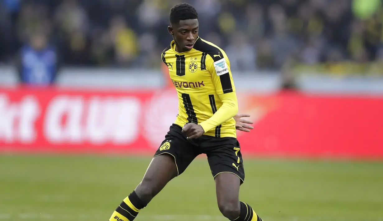 Borussia Dortmund sepakat dengan tawaran Barcelona untuk mendatangkan Ousmane Dembele dengan dana sebesar 105 juta euro atau sekitar Rp 1,68 triliun (kurs 1 euro = Rp 16 ribu). (AP/Michael Sohn)