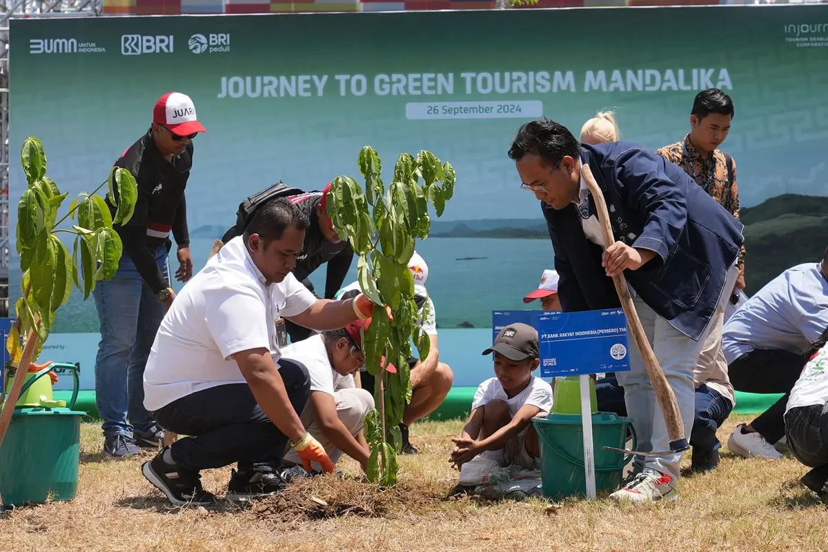 Journey to Green Tourism Mandalika: Tanam 10.000 Bibit Pohon untuk Pariwisata Berkelanjutan