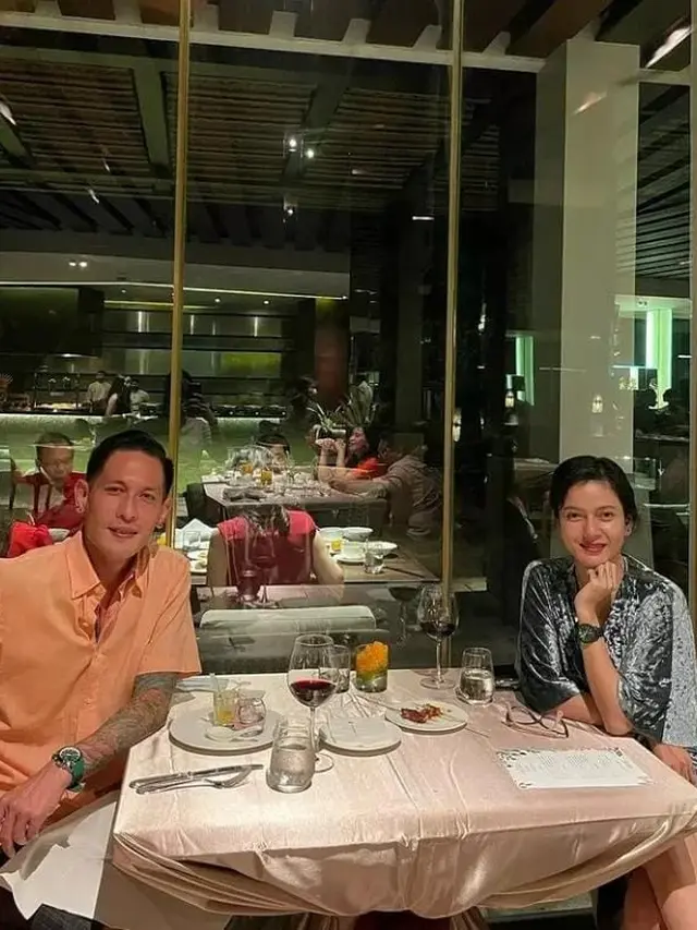 Potret Chef Juna bareng kekasih