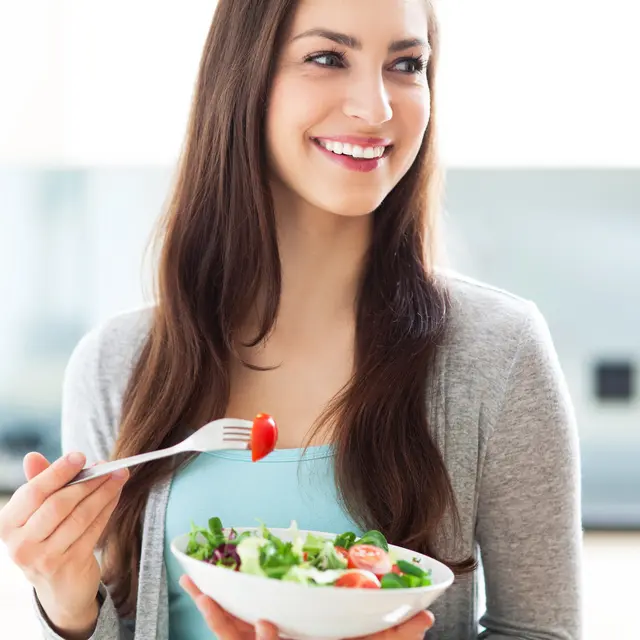 5 Cara Ampuh Redakan Batuk Agar Perjalanan Jauh Tetap Nyaman, Cobain Yuk!