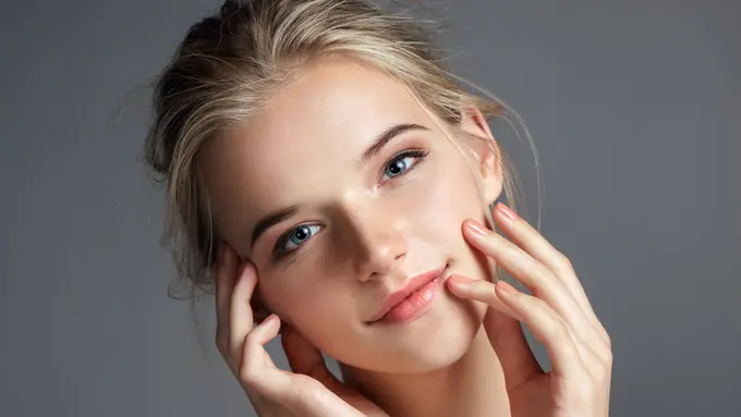 ilustrasi  Cara mudah memperbaiki skin barrier yang rusak/RomarioIen/shutterstock