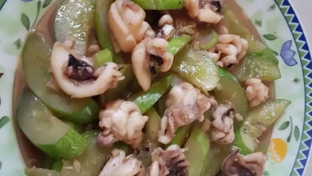 Cumi masak timun