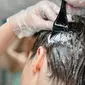 tips mewarnai rambut sendiri/Shutterstock-Kavun Halyna.