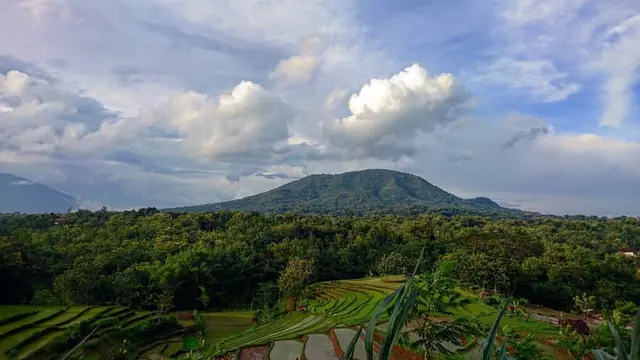 Gunung Blego di Magetan