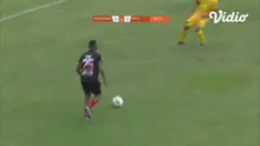 Laga lanjutan Shopee Liga 1,  Persipura  vs Semen Padang  berakhir imbang 1-1 
#shopeeliga1  #Persipura #semenpadang
