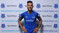 Theo Walcott ungkap peran Wayne Rooney dalam proses kepindahannya ke Everton. (doc. Everton)