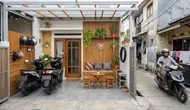 7 Desain Teras Rumah Gang Sempit agar Motor Tetangga Tetap Bisa Lewat