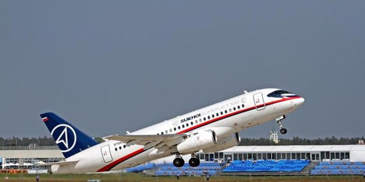 Sukhoi Jet100 diizinkan mengudara