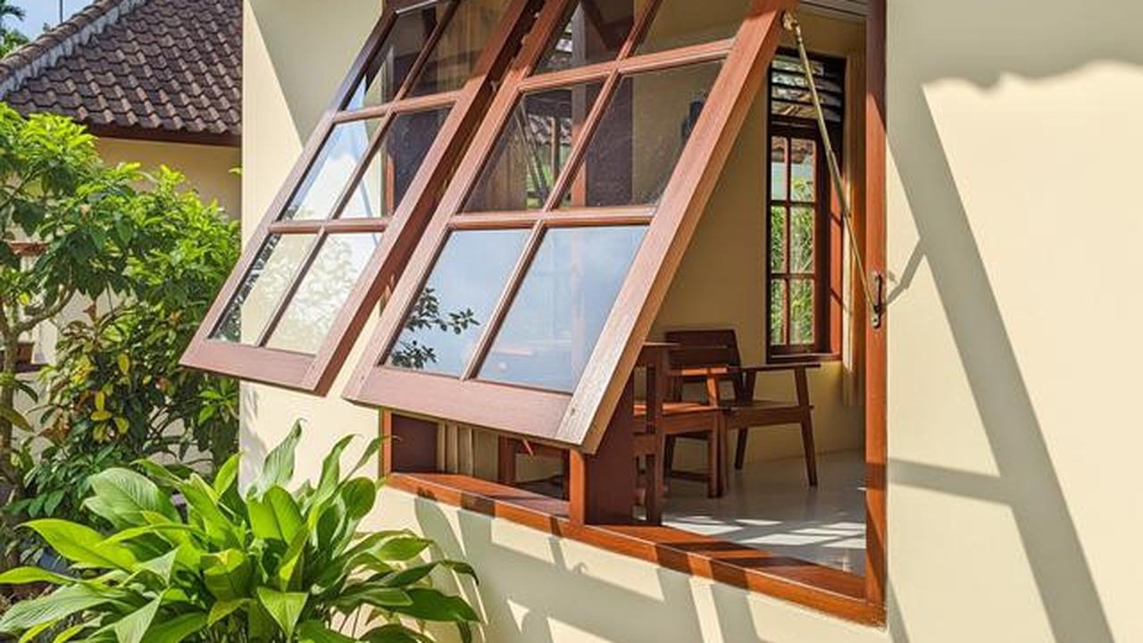 7 Model Jendela untuk Rumah Kecil yang Bikin Ruangan Lebih Terang dan Lega