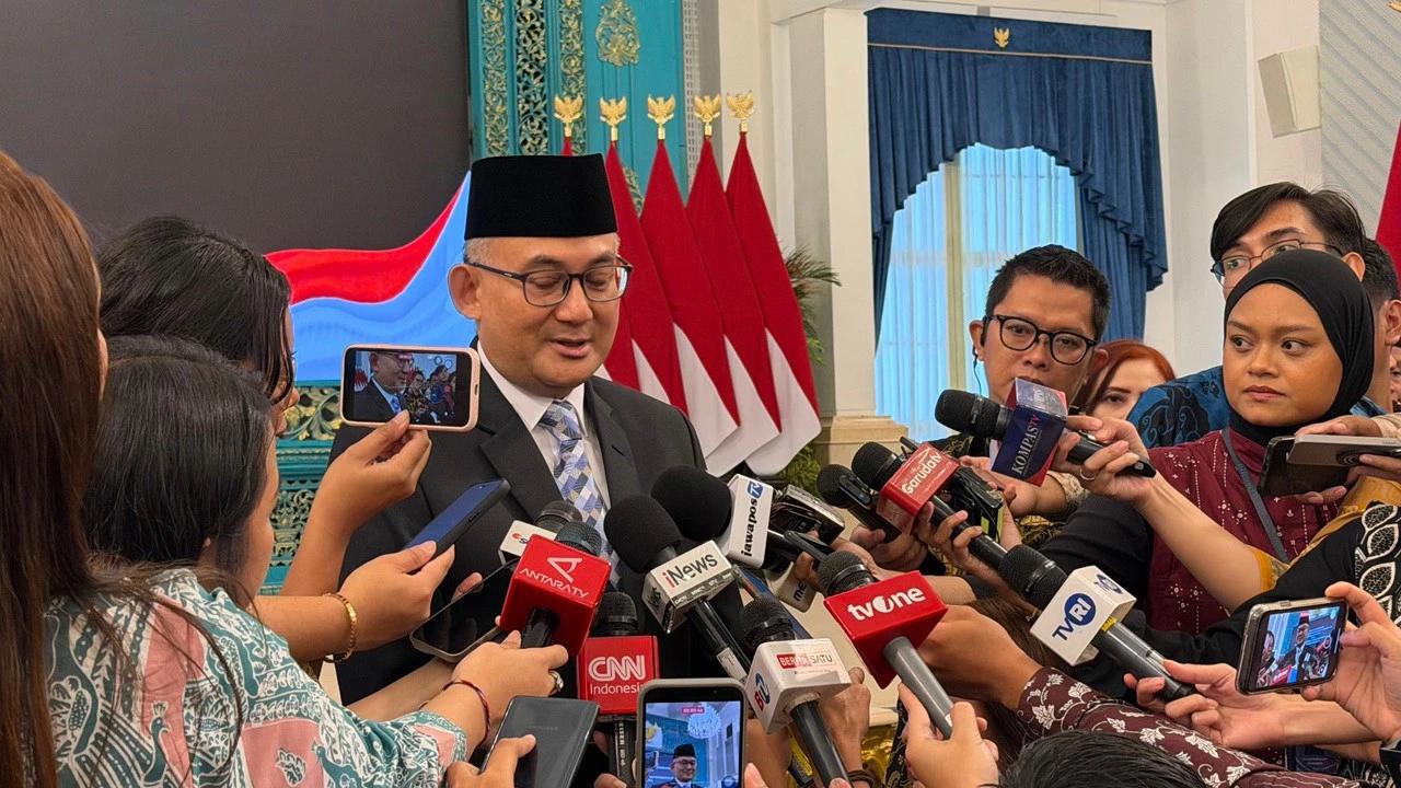 Prabowo Lantik Andi Rahadian Jadi Dubes RI untuk Oman dan Yaman