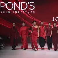 Intip Jennifer Bachdim dan Patricia Gouw bersama tujuh perempuan lainnya tampil bersinar di JFW 2027