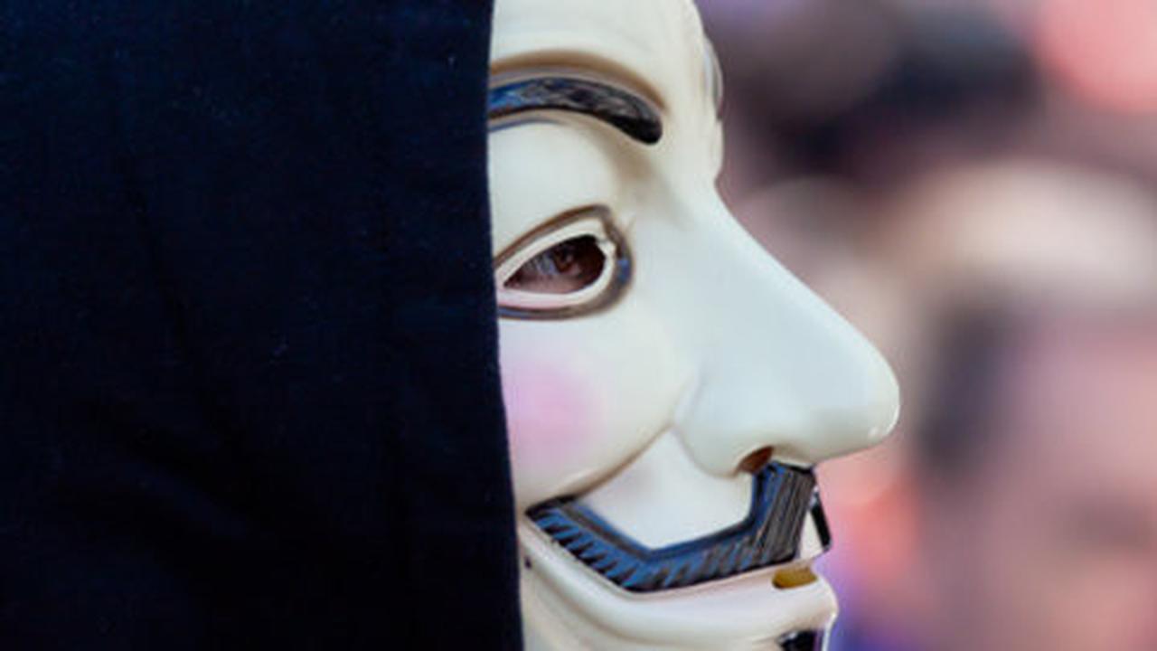 Coba balas dendam, ISIS sebut grup hacker Anonymous idiot