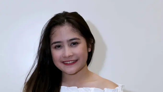 [Bintang] Prilly Latuconsina