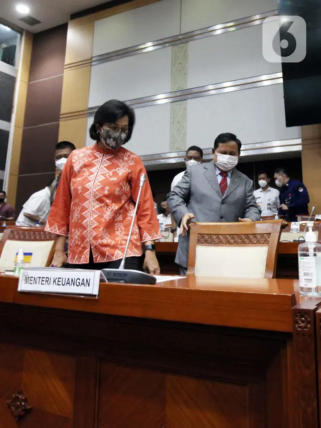 FOTO: Menhan - Menkeu Minta Persetujuan Komisi I Jual KRI Teluk Mandar dan Penyu