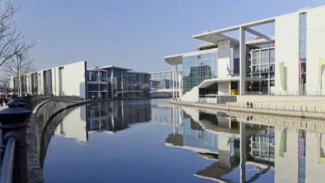 7 Tempat Terkenal Dunia dan Tiruannya di China, Mirip Enggak?