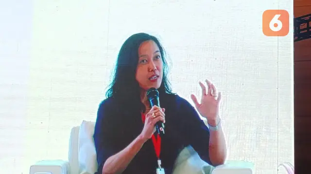 Kepala Investasi Publik di Danantara Indonesia Rani Piputri pada Selasa (12/8/2025) di Jakarta, menyebut bahwa pulang ke Indonesia adalah panggilan hati sekaligus langkah strategis dalam hidupnya (Dok. Liputan6.com/Teddy Tri Setio).