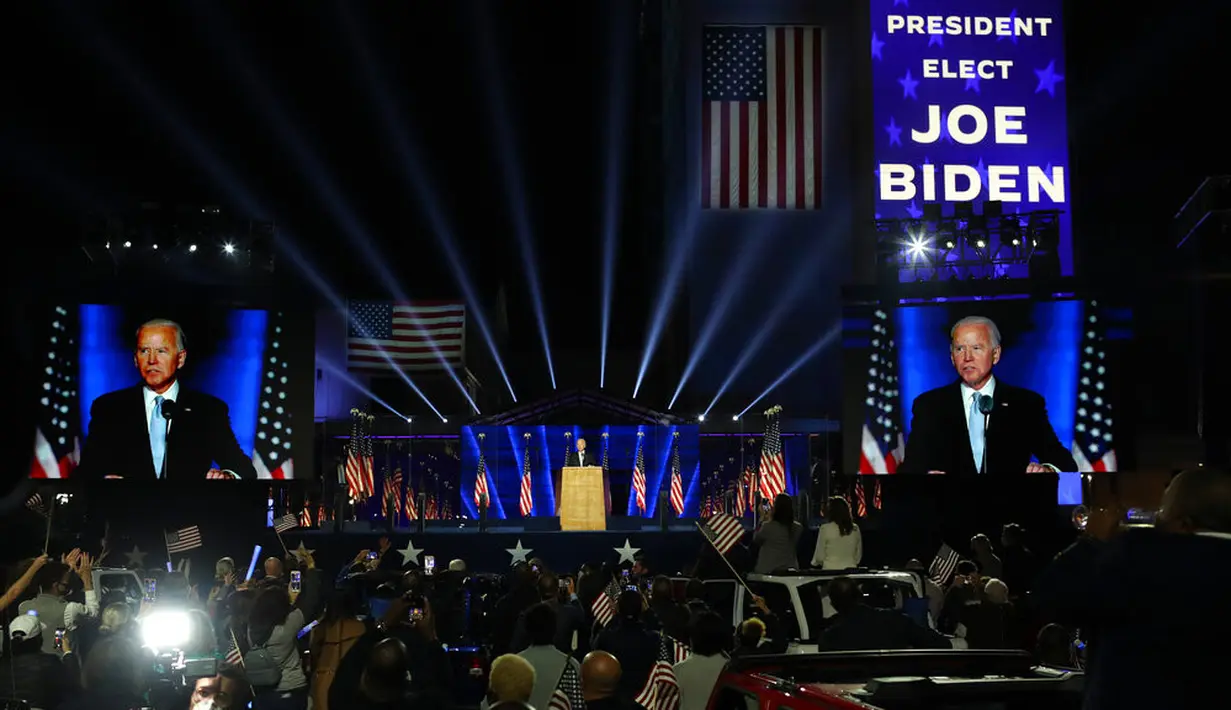 Presiden terpilih Joe Biden saat menyampaikan pidato kemenangan Pilpres AS 2020 di Wilmington, Delaware, Amerika Serikat, Sabtu (7/11/2020). Joe Biden dan Kamala Harris memenangkan Pilpres AS 2020.  (/Pool via AP)