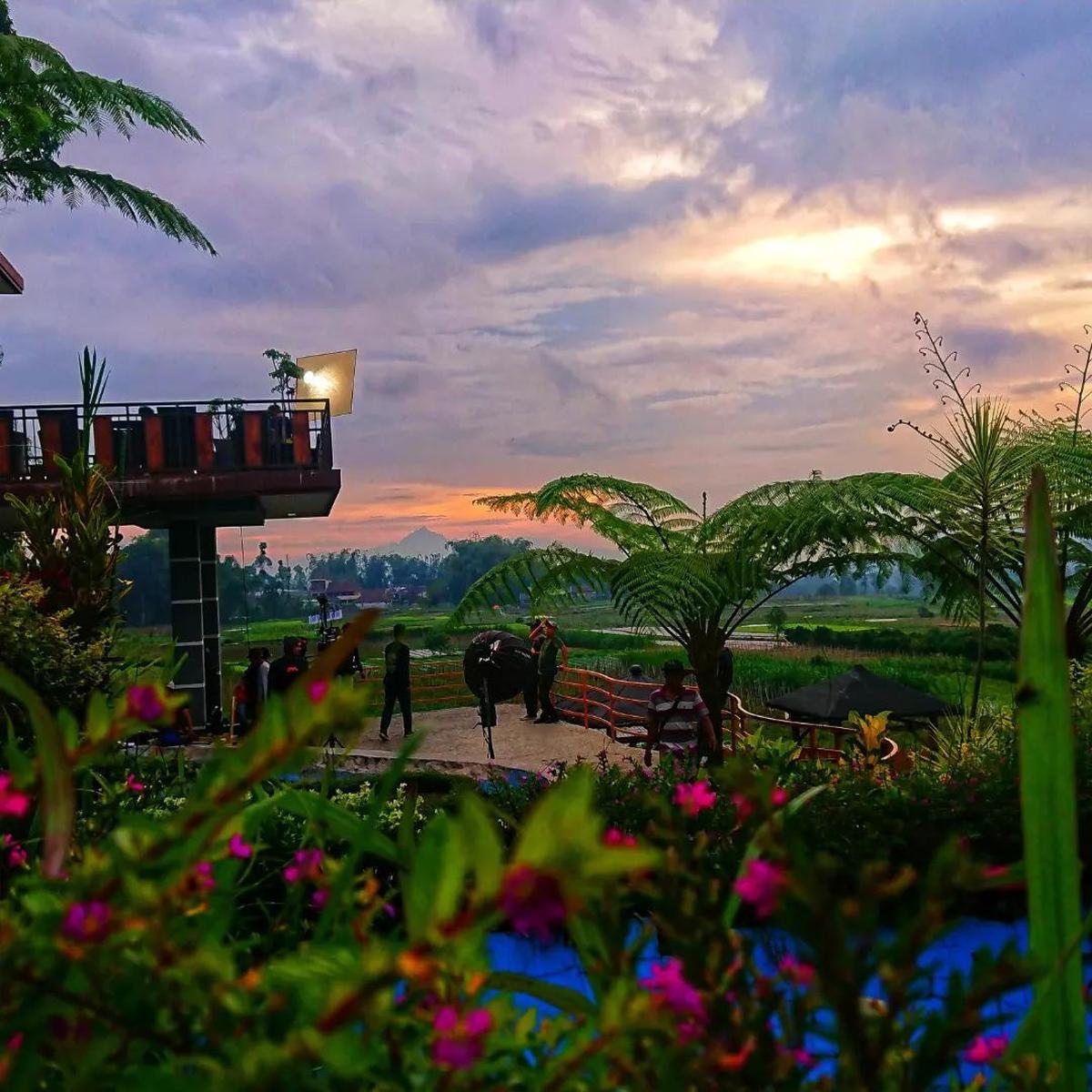 13 Tempat Makan Estetik di Malang