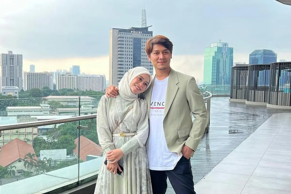 8 Potret Gaya Kompak Lesti Kejora dan Rizky Billar Sebelum Diterpa Isu KDRT