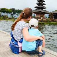 Nagita Slavina dan anak/dok. Tiket.com