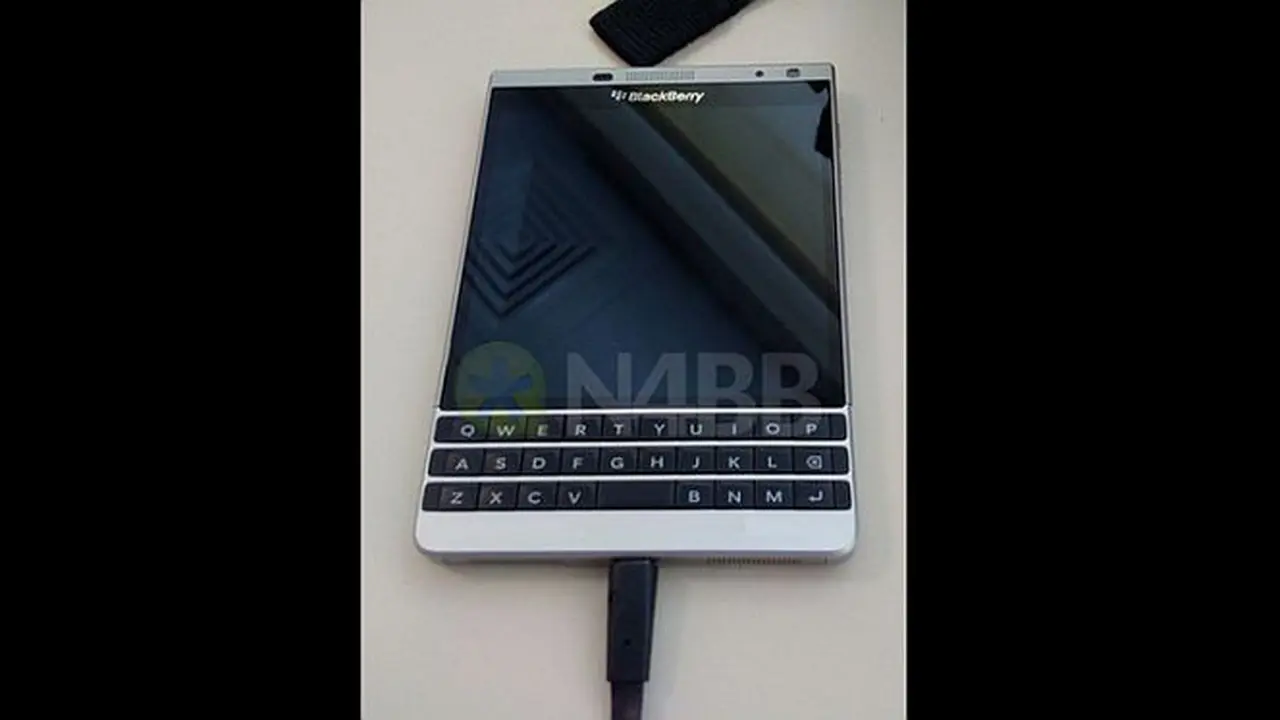 BlackBerry Oslo Lulus Sertifikasi Indonesia
