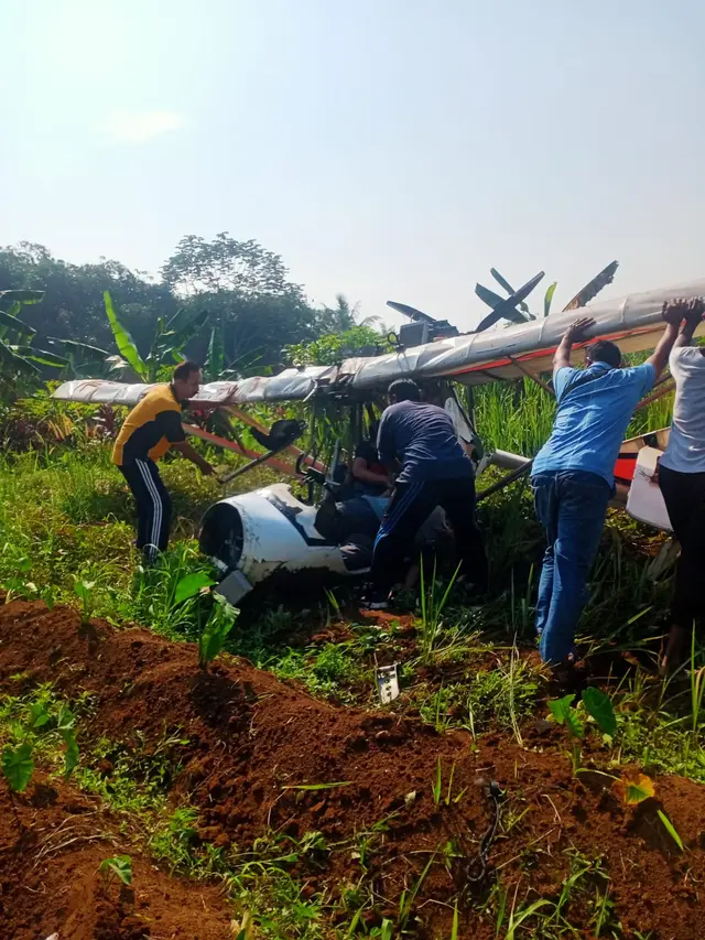 Kecelakaan Pesawat Marsma Fajar Adrianto (Liputan6.com/istimewa)