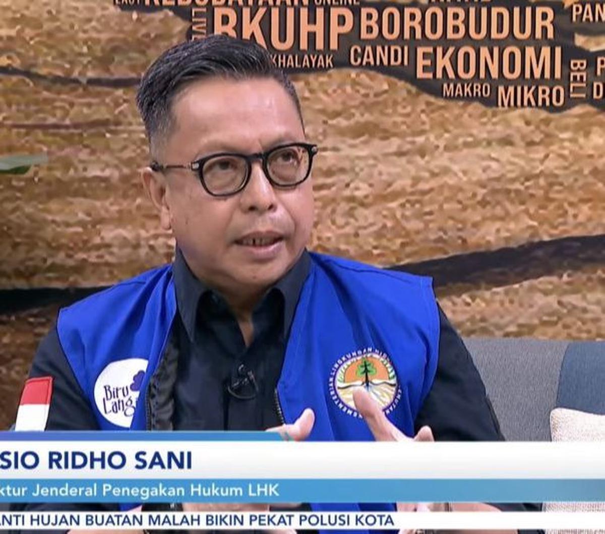 Rasio mengatakan pelanggaran baku mutu udara dapat dikenakan hukuman pidana hingga tiga tahun penjara dan denda mencapai Rp3 miliar.
