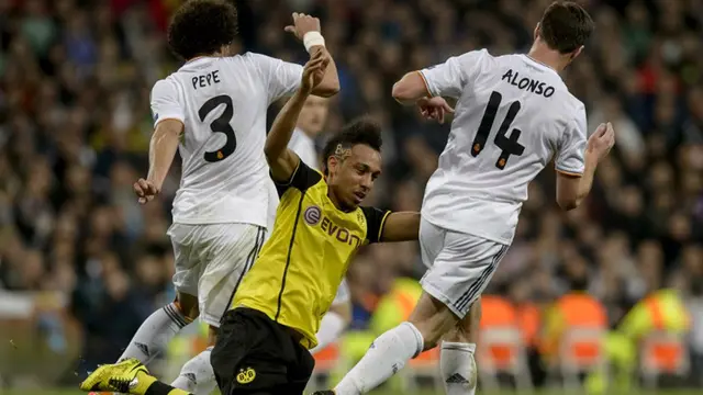 Aksi Aubameyang saat lawan Madrid