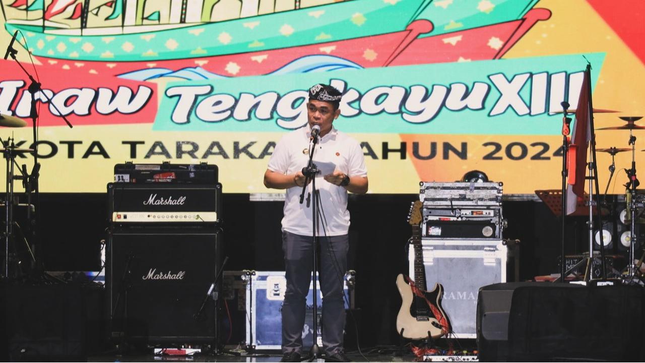 Kotak Band Tutup Festival Iraw Tengkayu XIII