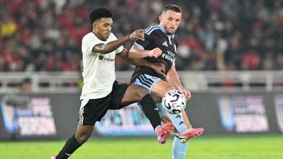 Kurniawan Dwi Yulianto Puas Mentalitas Indonesia All Stars Lawan Aston Villa