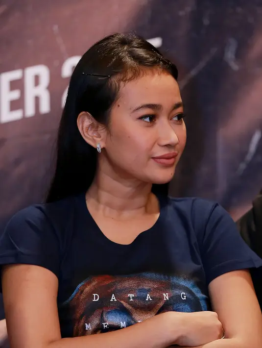 "Dari pertama dia bilang memang cari istri. Dia teman tante aku, Ari Pujianto. Dia duda juga umurnya 36. Kita sama-sama yang kedua, jadi mau sampai selamanya. Dia enggak peduli, dia enggak tahu aku siapa,” aku Ratu Felisha. (Galih W. Satria/Bintang.com)