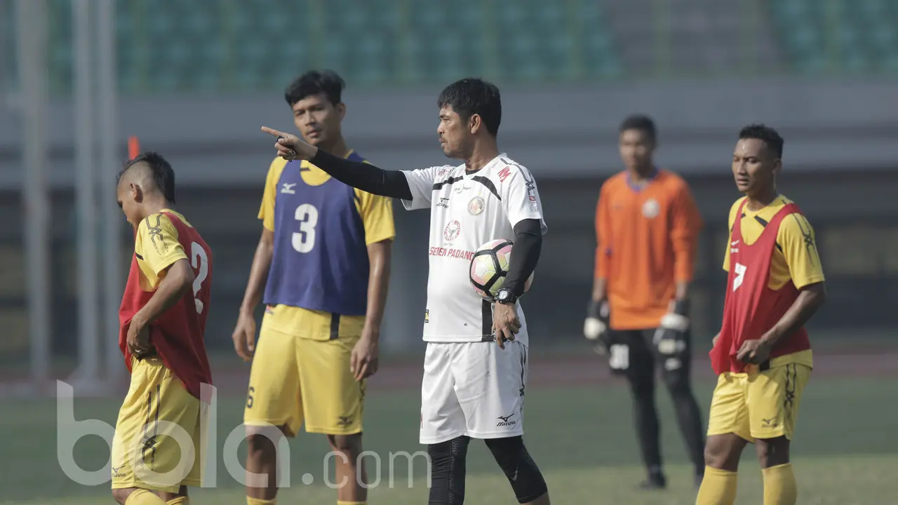 Nilmaizar, Semen Padang