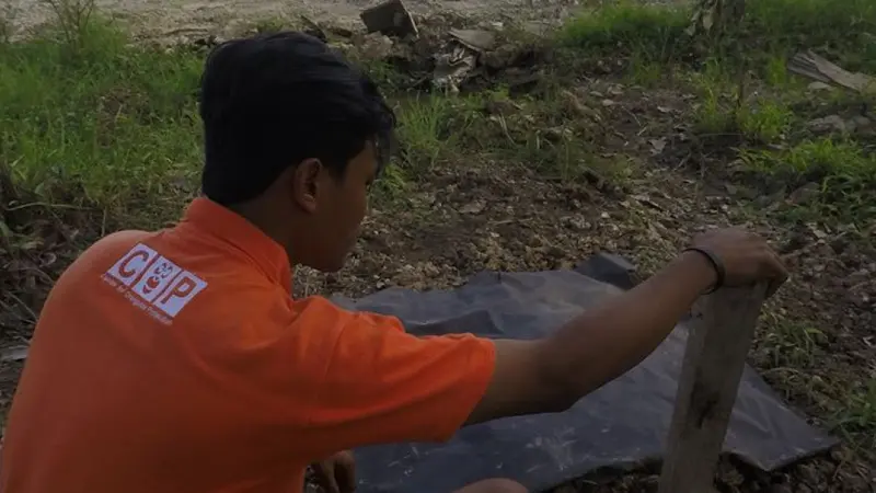 Bangkai orangutan ditemukan mengambang di  sungai di Kalimantan