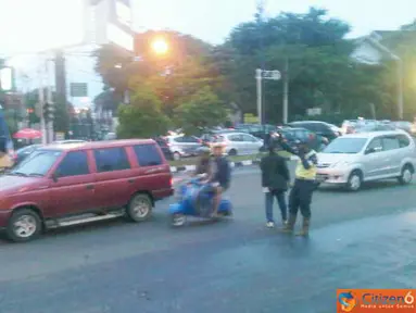 Lampu Mati, Pejalan Kaki Rugi