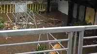 Banjir Terparah di Sukabumi, Warga Panik Selamatkan Lansia Saat Air Meluap