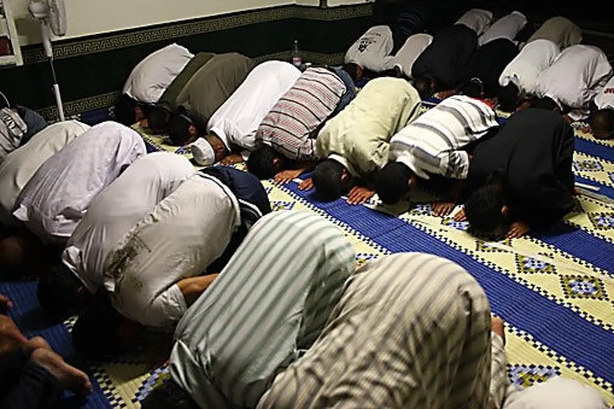 Tata Cara Sujud Sahwi dan Doanya