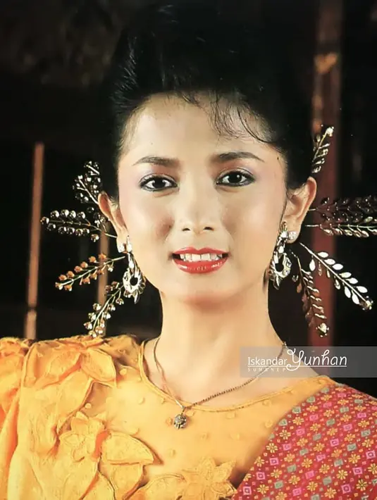 Cantiknya Tak Luntur Jelang Usia 60 Tahun, Berikut Potret Masa Muda