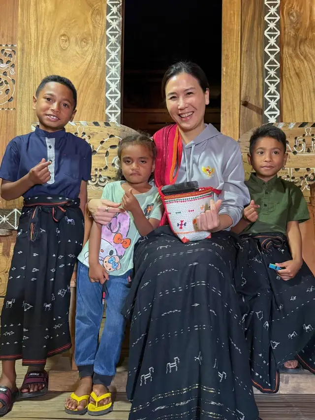 Veronica Tan Terpilhan mejadi Wakil Menteri Pemberdayaan Perempuan dan Perlindungan Anak (PPPA) di periode Prabowo-Gibran. [@veronicatan_official]