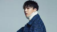 Belakangan ini beredar kabar jika G-Dragon mengalami cedera saat menjalani wajib militer. Oleh karena itu, cowok bernama Kwon Ji Yong ini harus dirawat di rumah sakit. (Foto: Soompi.com)