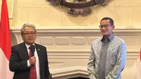 Menparekraf RI Sandiaga Uno dan Dubes RI untuk Jepang Heri Akhmadi dalam pertemuan dengan perwakilan diaspora Indonesia di Jepang, di Wisma Duta, pada Senin (4/3/2024). (Dok. KBRI Tokyo)