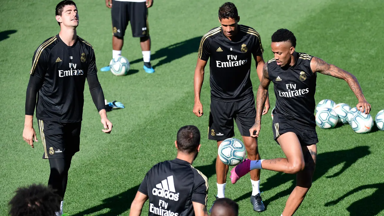 Latihan Santai Pemain Real Madrid Jelang Hadapi Liga