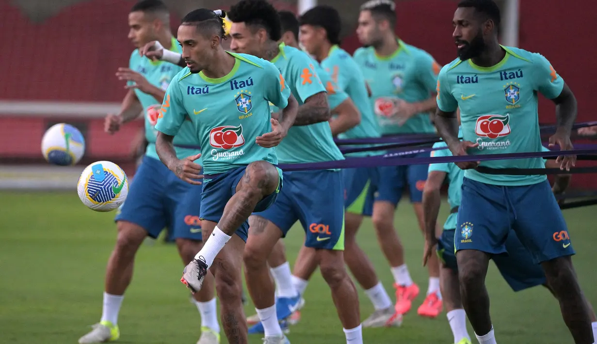 Pertandingan antara Brasil dan Uruguay akan berlangsung pada Selasa 19 November 2024 waktu setempat atau Rabu 20 November 2024 pagi Waktu Indonesia Barat (WIB). (Nelson ALMEIDA/AFP)