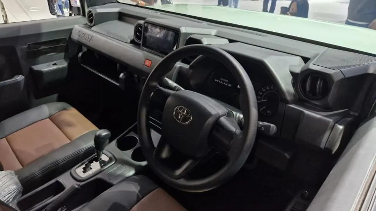 Toyota Hilux Rangga 7-seater Mulai Dijual Awal 2025, Tembus Setengah Miliar?