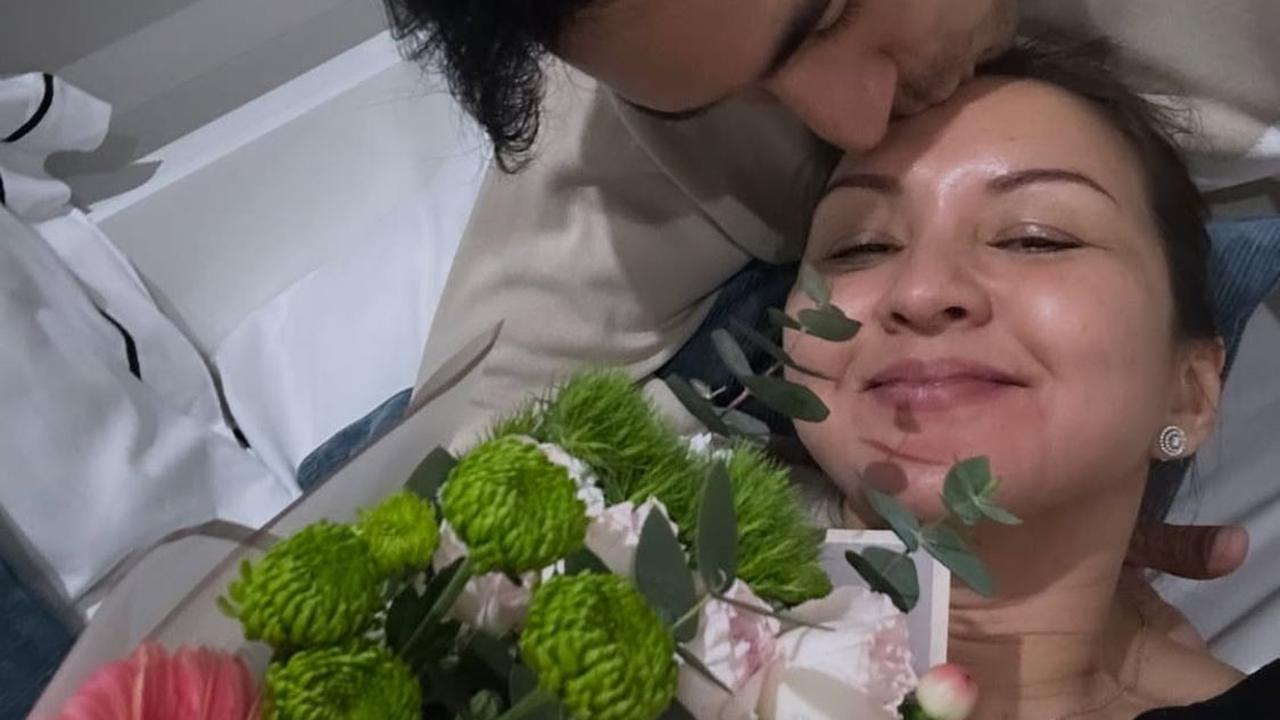 Cinta yang Bertahan 18 Tahun, Potret Manis Donna Agnesia dan Darius Sinathrya
