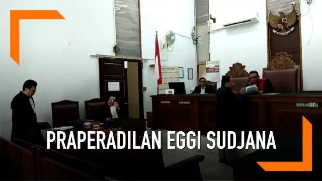 Eggi Sudjana mencabut gugatan prapradilan yang dilayangkan ke Pengadilan Negeri Jakarta Selatan. Pengacara Eggi membeberkan alasan mencabut gugatan praperadilan karena ingin menggunakan cara yang lebih persuasif.